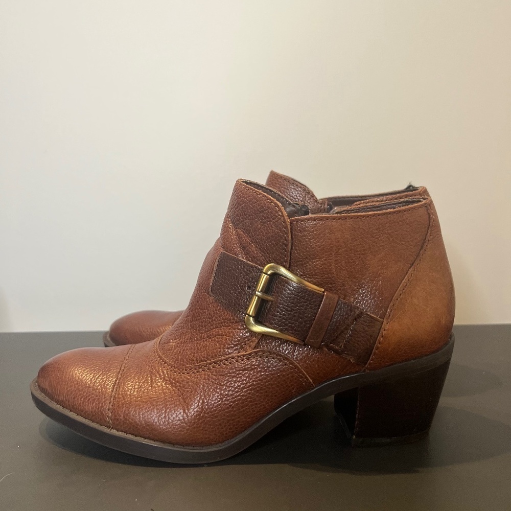 Naturalizer Salene leather ankle boots womens size 6.5 preloved